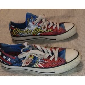 RARE🔥 Converse x Wonder Woman Lo Print Gold Crown Sz 6 Men's - 8 Women's Shoes